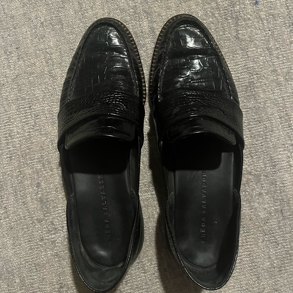Freda Salvador TASH D'ORSAY MOCCASIN - 8.5 / Black Embossed Croc